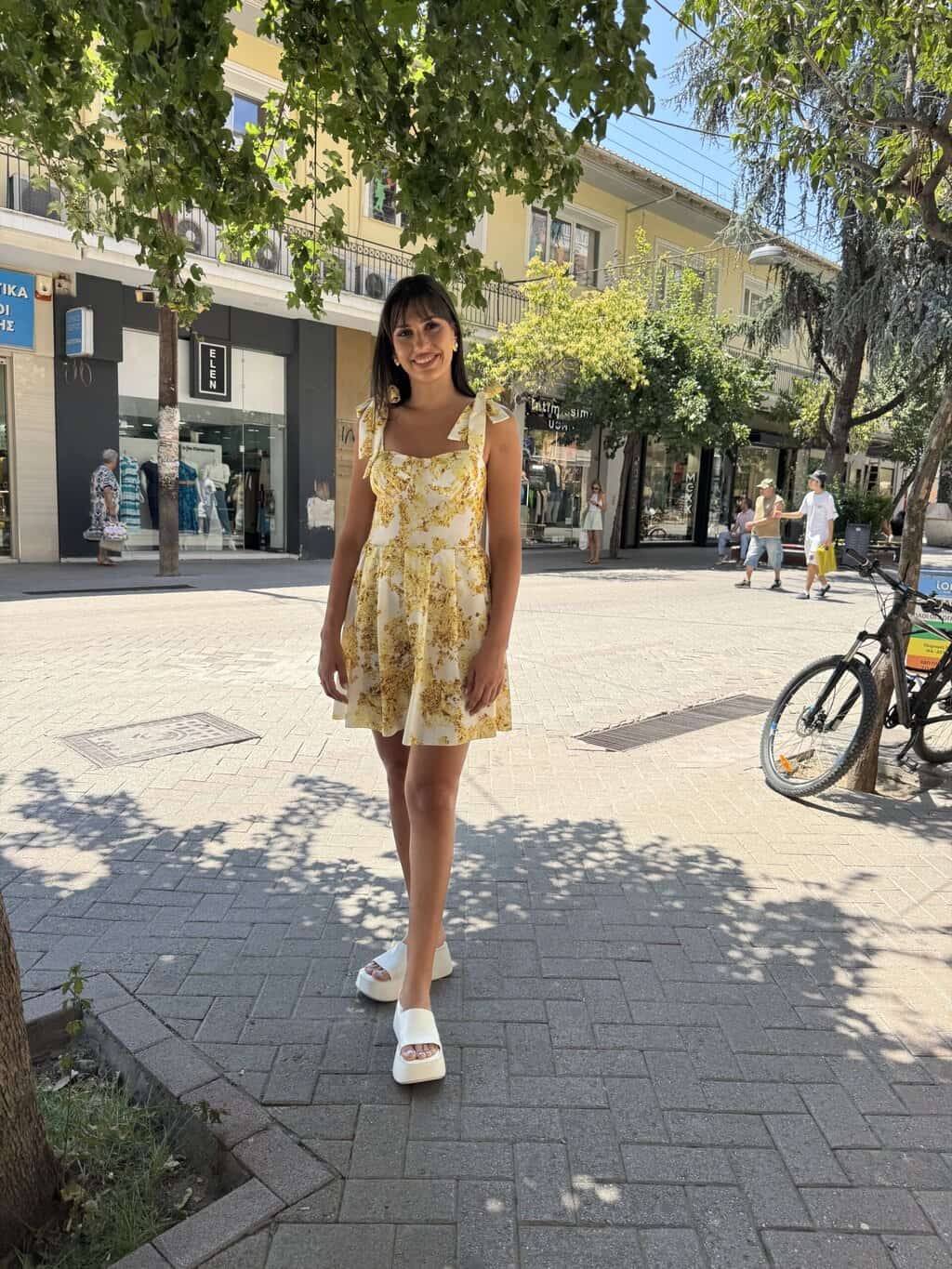 Φόρεμα Κοντό με cups