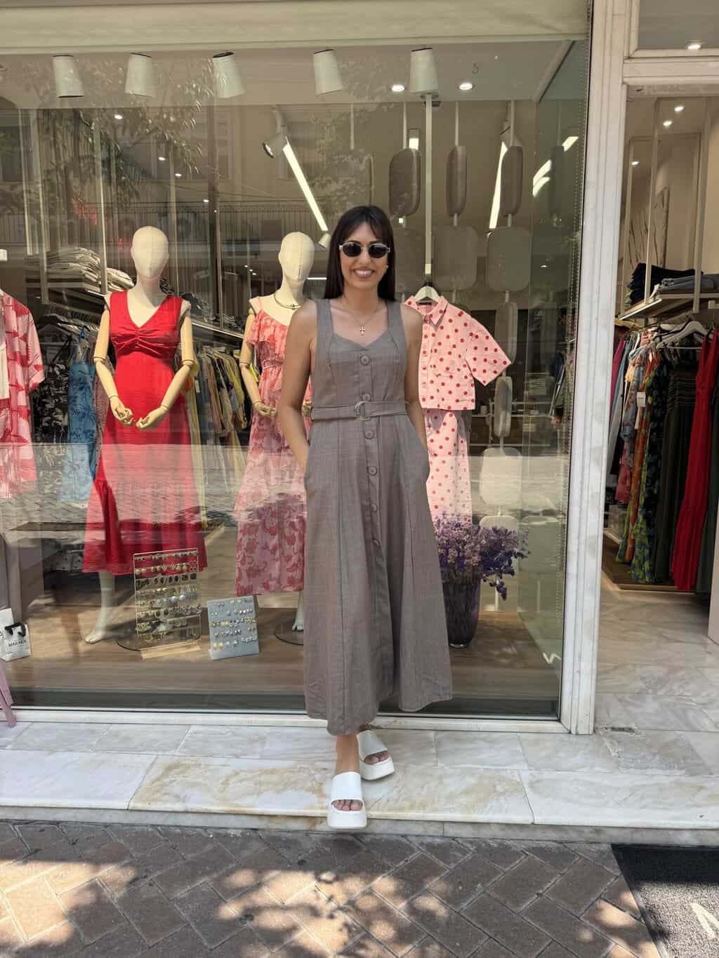 Φόρεμα με ζώνη Πούρου