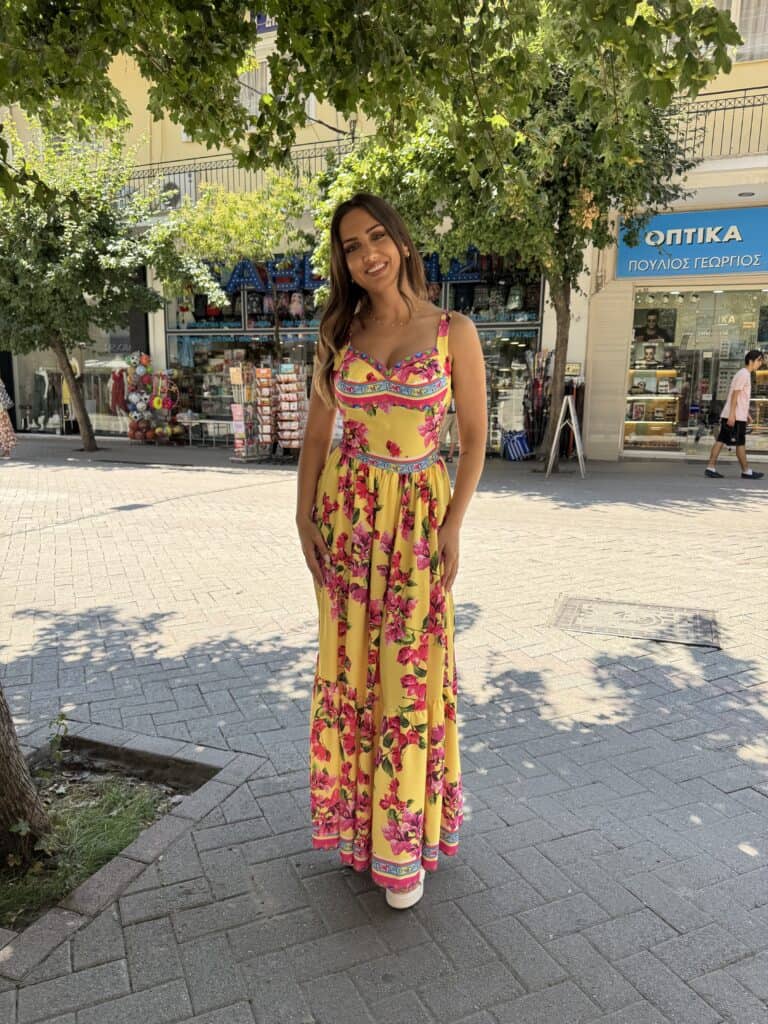 Φόρεμα  maxi με λουλούδια και cups