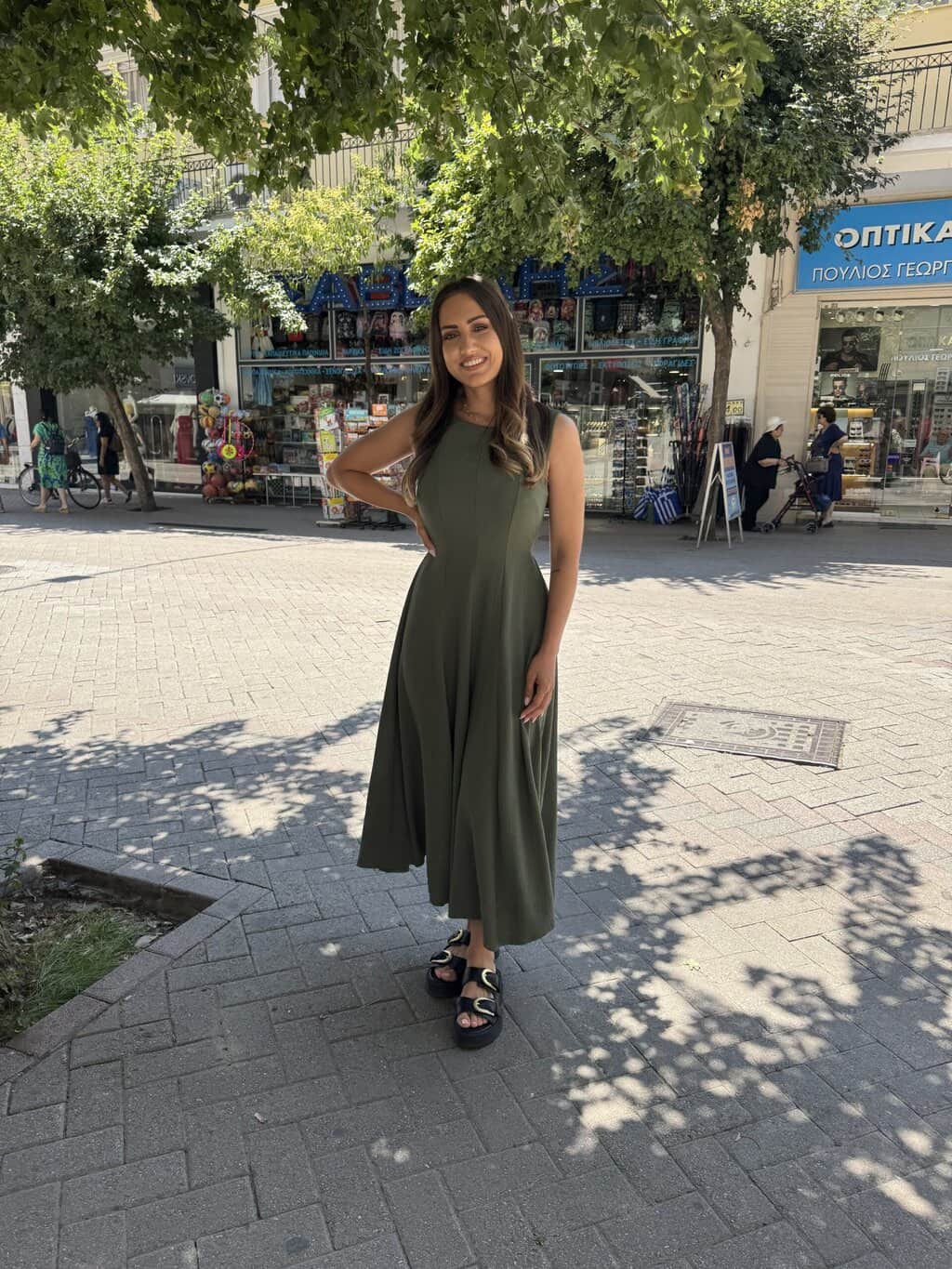 Φόρεμα με ζώνη