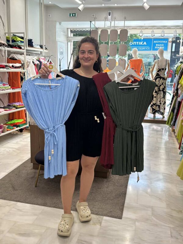 Ολόσωμο σορτς.