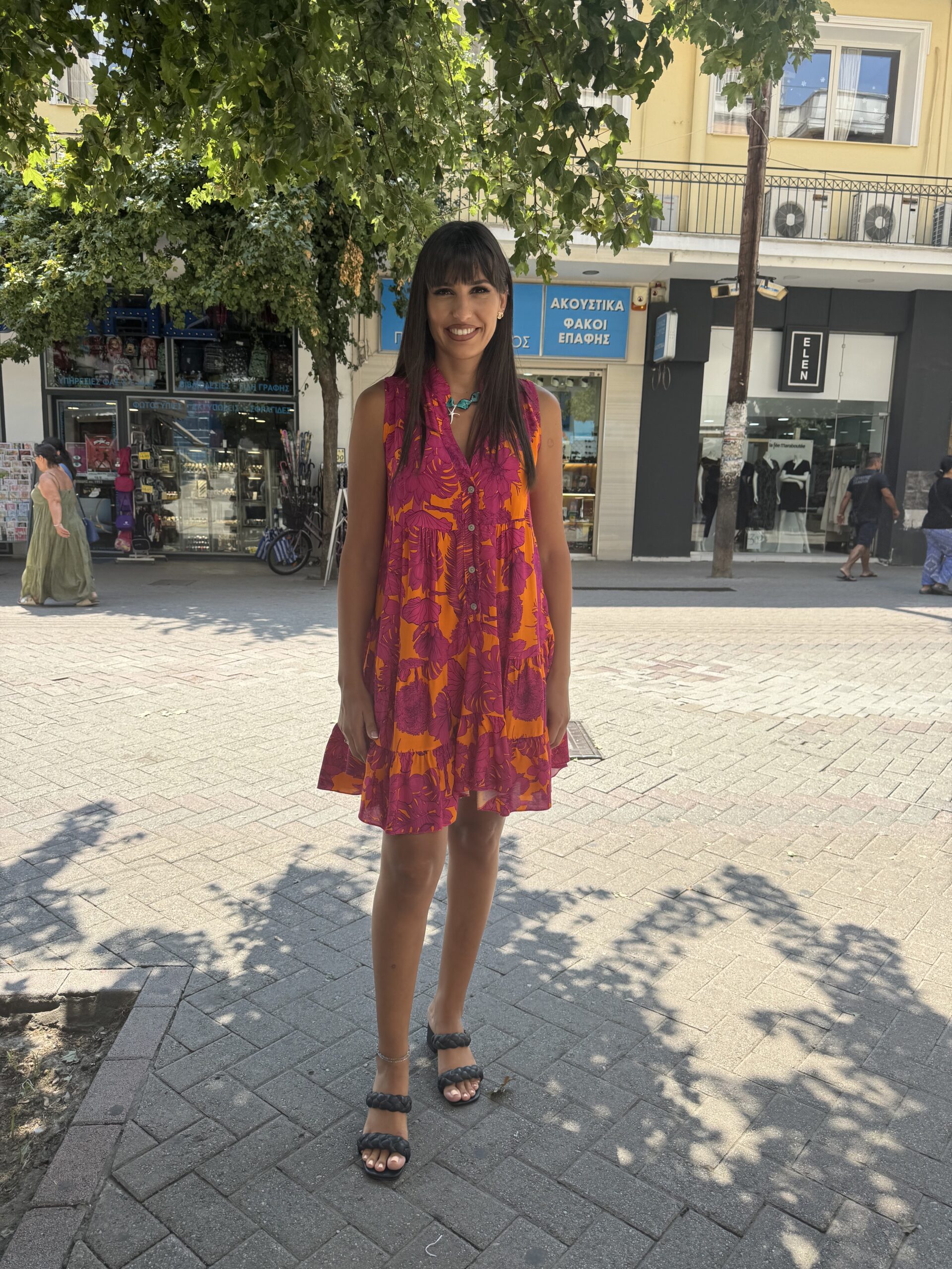 Φόρεμα κοντό με έντονο print