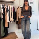 Μπλούζα με cups στο στήθος