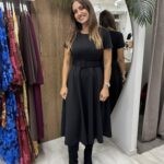 Φόρεμα midi με ζώνη