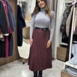 Φούστα πλισέ σουέτ