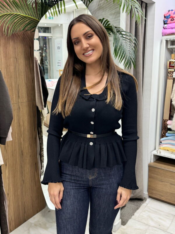 Ζακέτα με ασημί κουμπιά