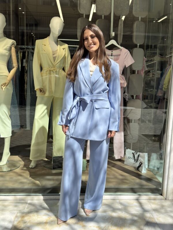 Κοστούμι με ζώνη