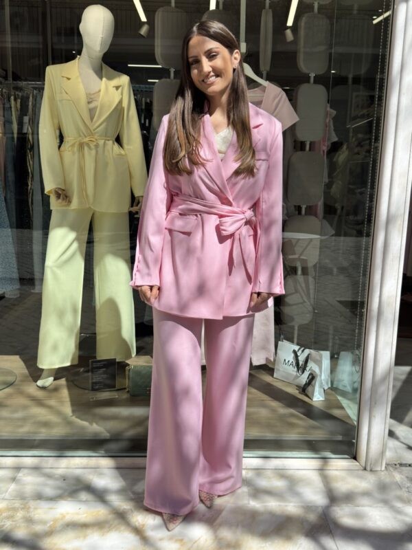 Κοστούμι με ζώνη