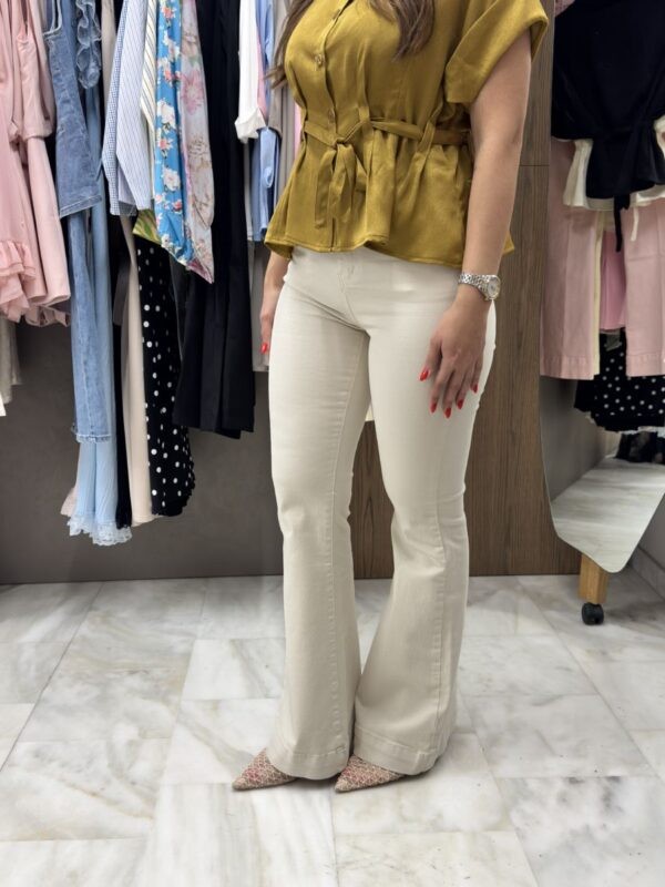 Παντελόνι καμπάνα μπεζ