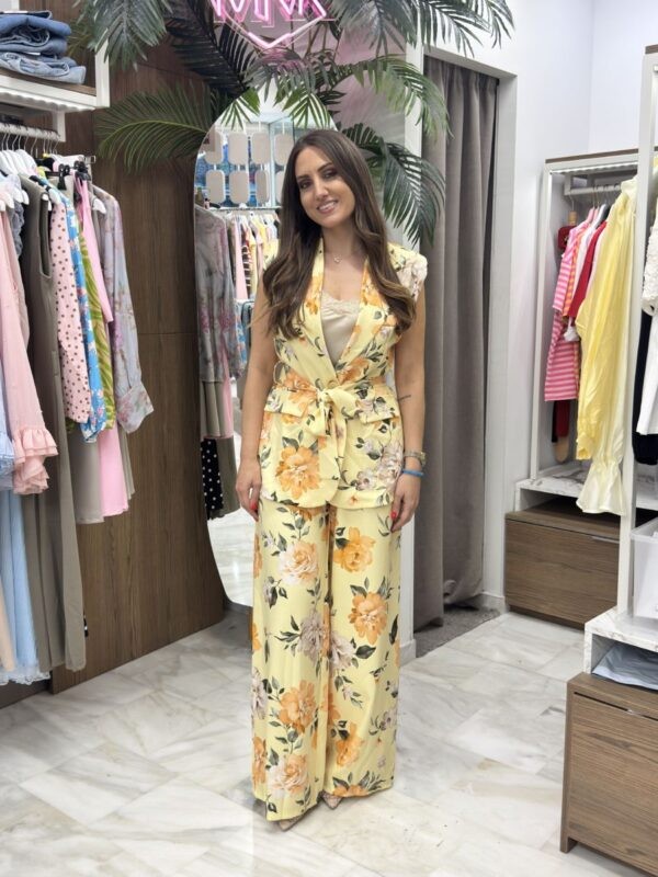 Σετ αμάνικο φλοράλ