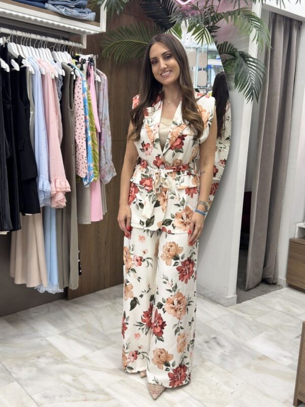 Σετ αμάνικο φλοράλ