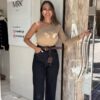 Μπλούζα μ έναν ώμο μπεζ. Μπλούζα με έναν ώμο
