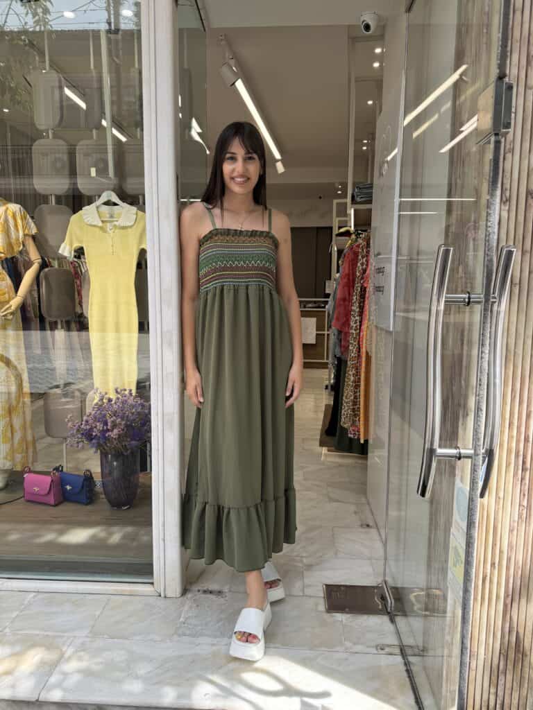 Φόρεμα με σφηκοφωλιά