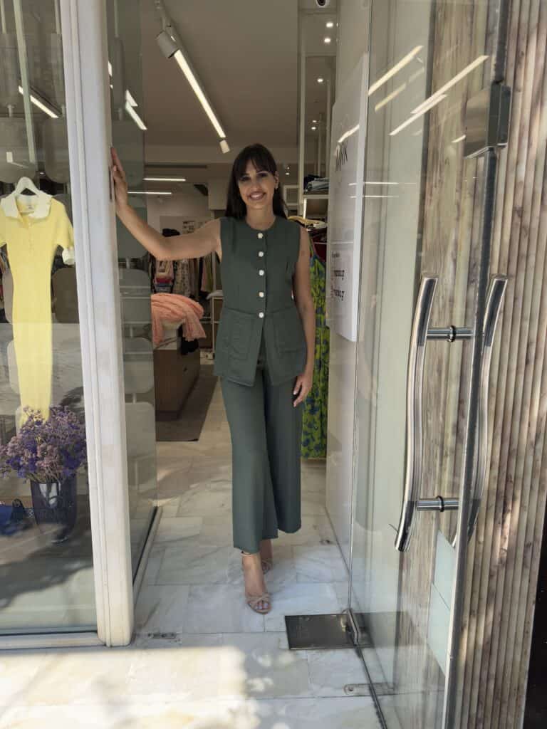 Σετ με χρυσά κουμπιά χακί Σετ με χρυσά κουμπιά Χακί