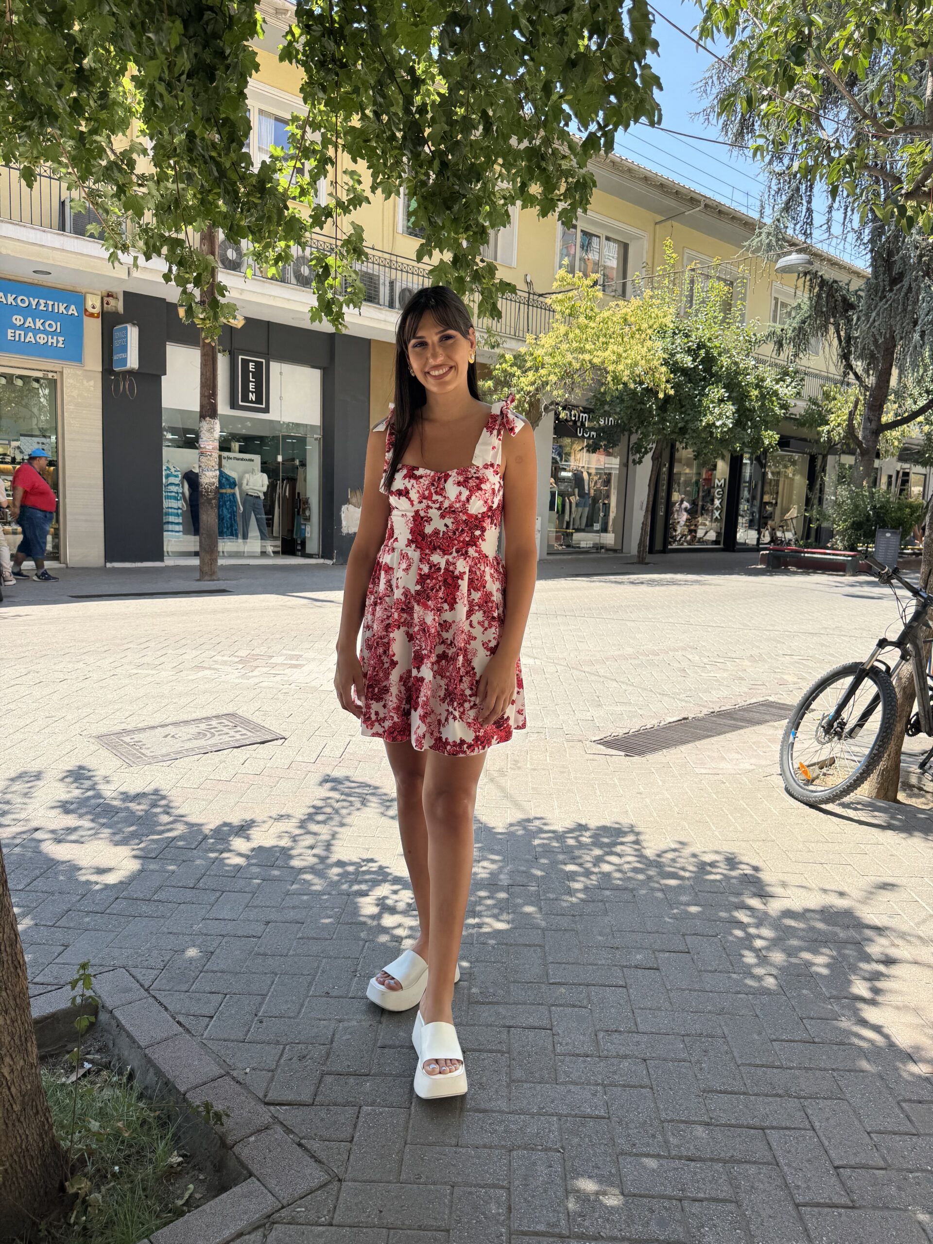 Φόρεμα Κοντό με cups