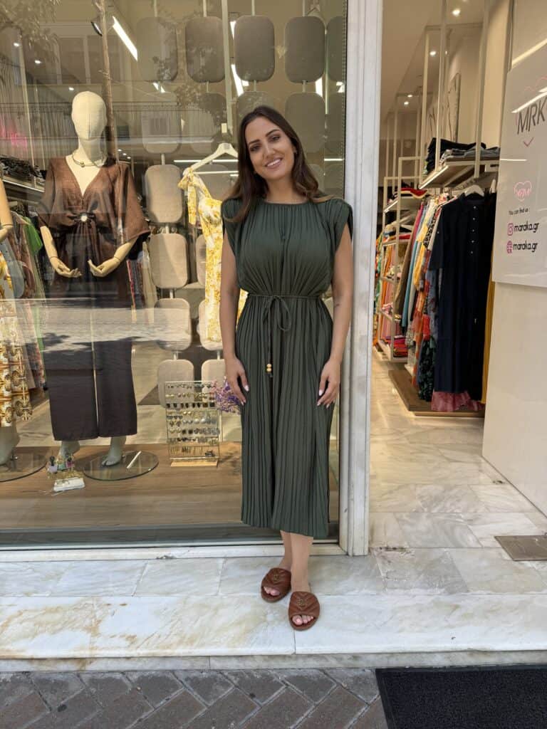 Φόρεμα αμάνικο με Βάτα