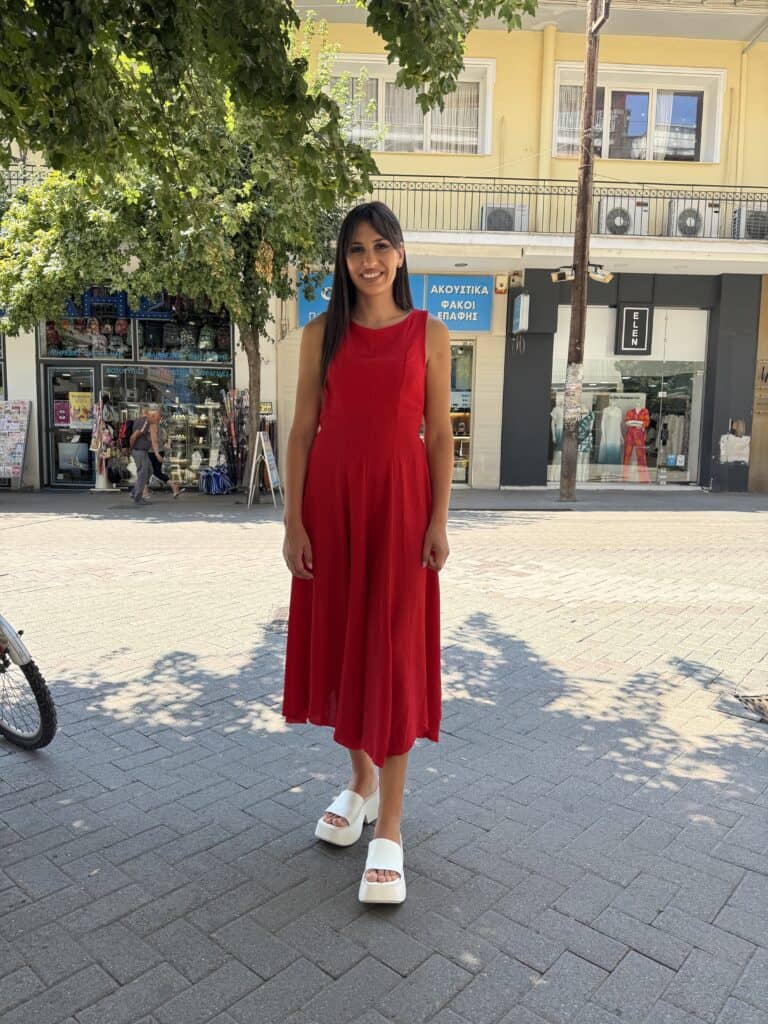 Φόρεμα με ζώνη