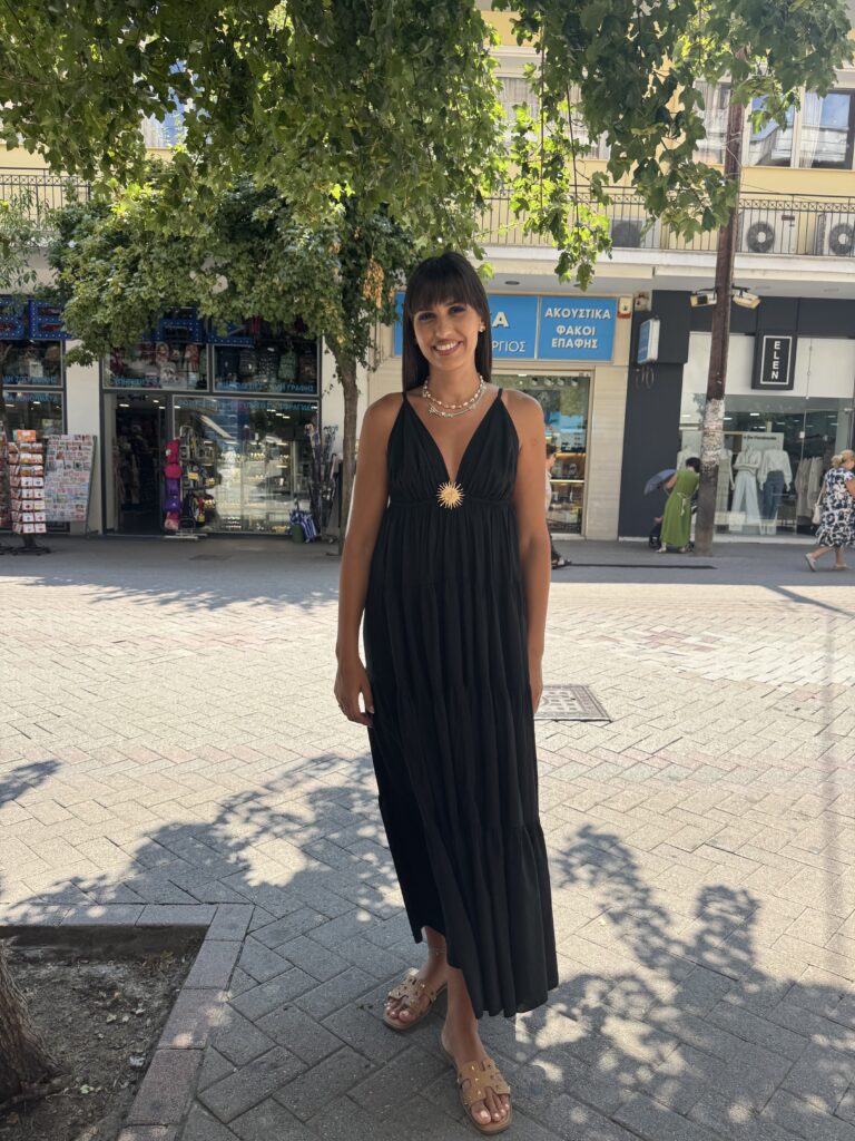 Φόρεμα μάξι με καρφίτσα