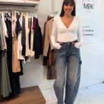 Μπλούζα με cups στο στήθος