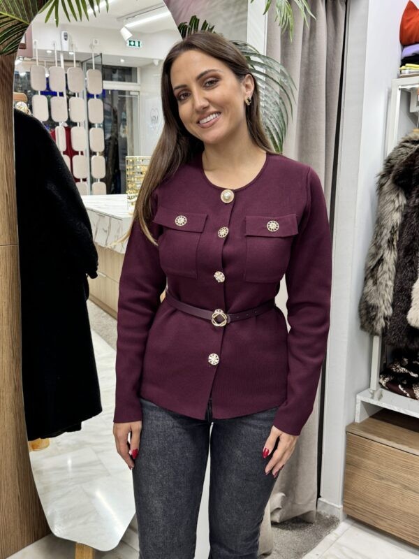 Ζακέτα με χρυσα κουμπιά