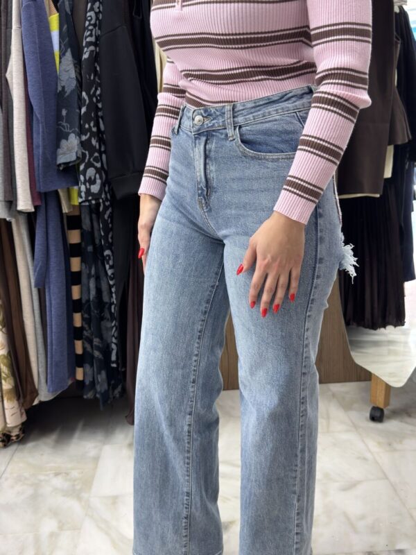 Τζιν με στρας στις τσέπες