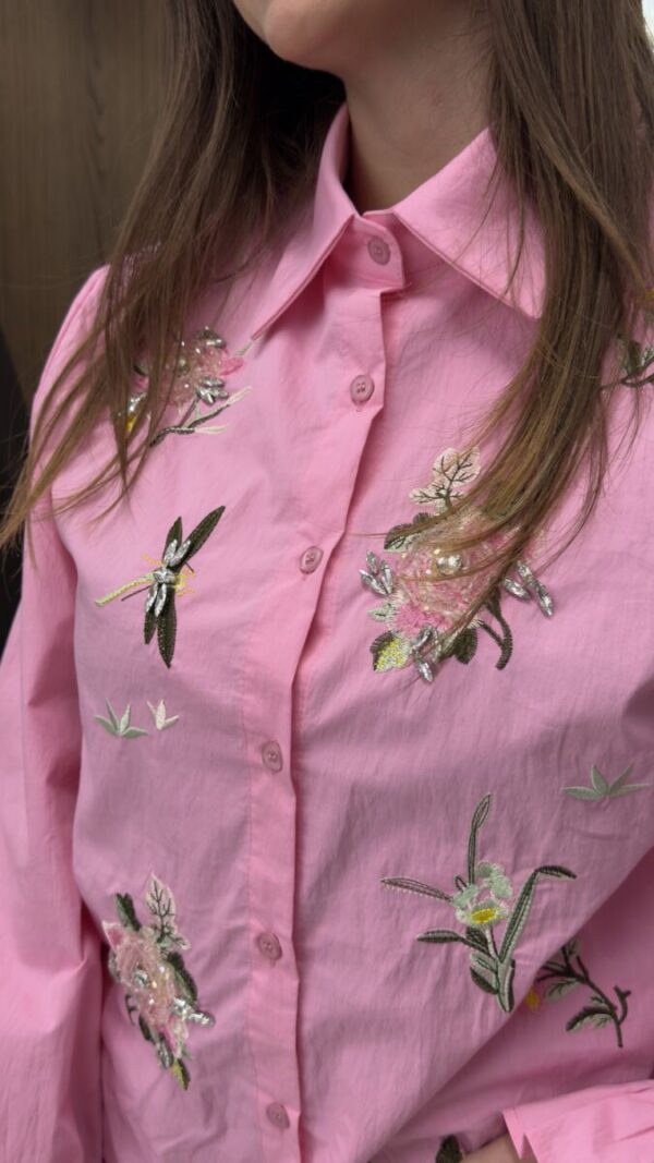 Πουκάμισο με κέντημα